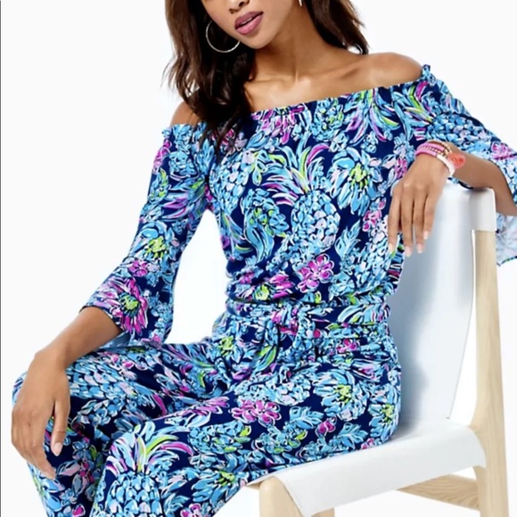 Lilly Pulitzer NWT Calla Jumpsuit Pineapple 🍍 Paradise Size XXS - Picture 2 of 9